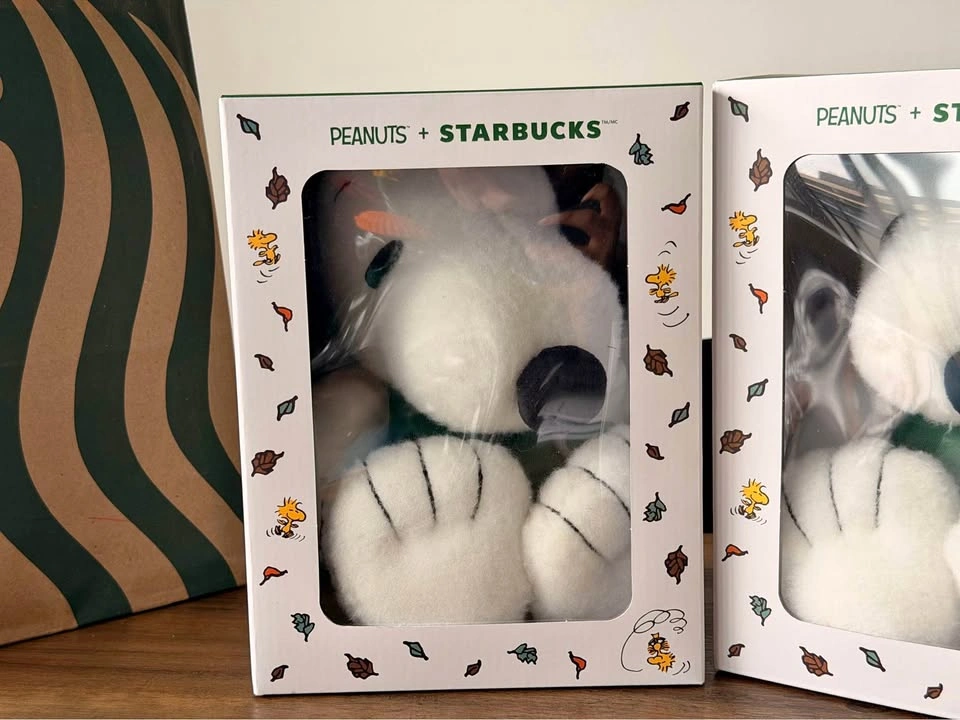Starbucks x Peanuts Snoopy Plush - Brand New, Sealed