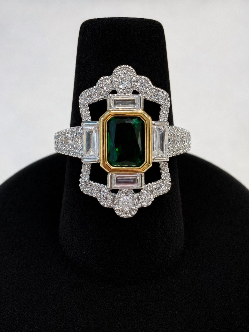 Art deco fashion ring