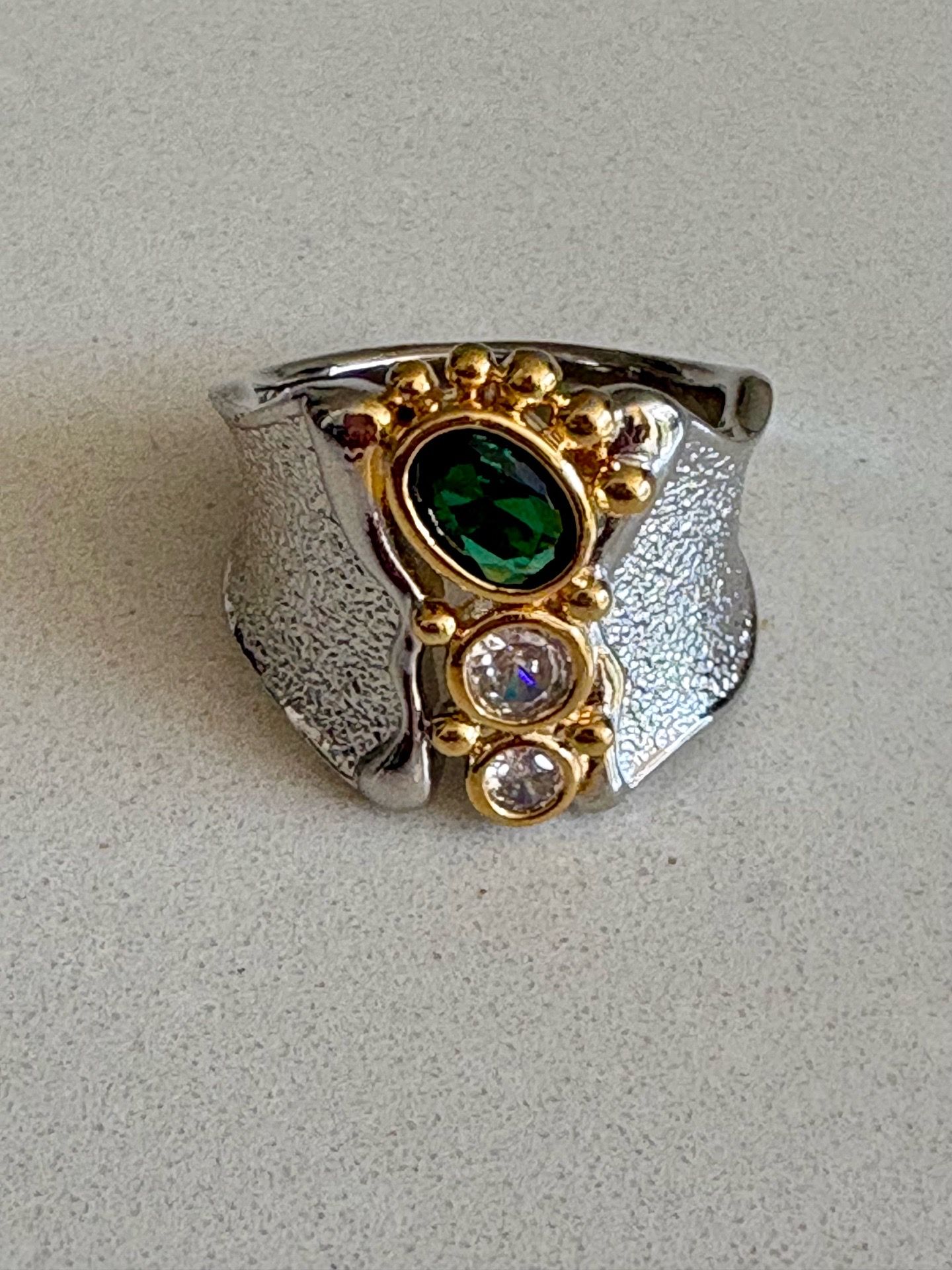 Silver and green gem ring sz 7-New - photo 2