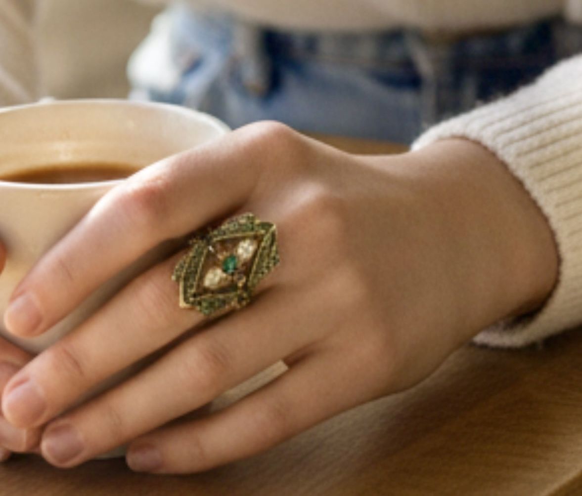 Vintage style Green Enamel and Crystal Statement Ring - photo 5