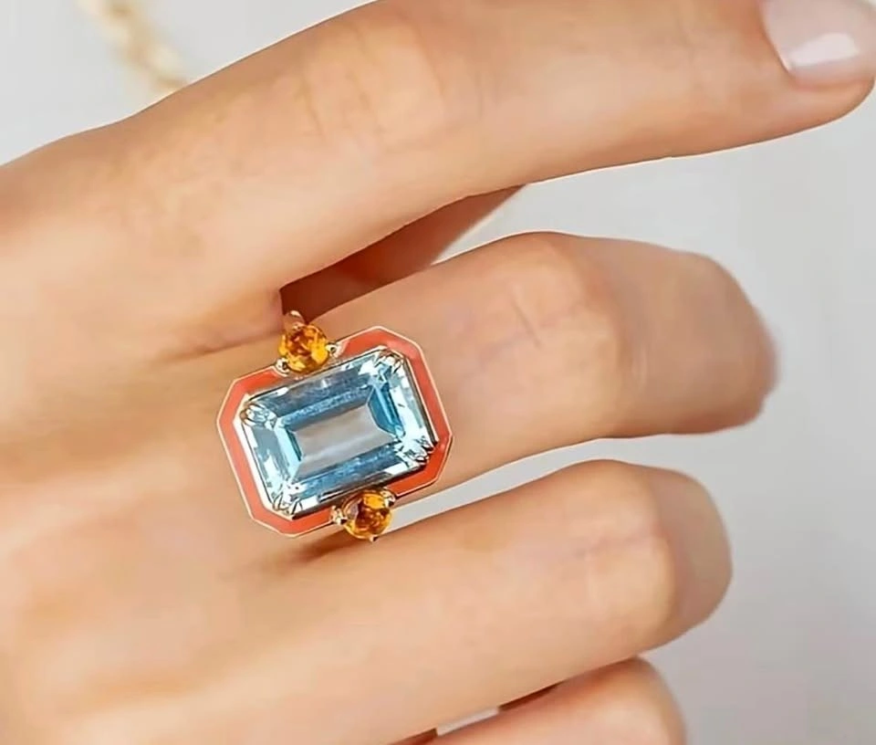 Gold-Tone Cocktail Ring Size 7