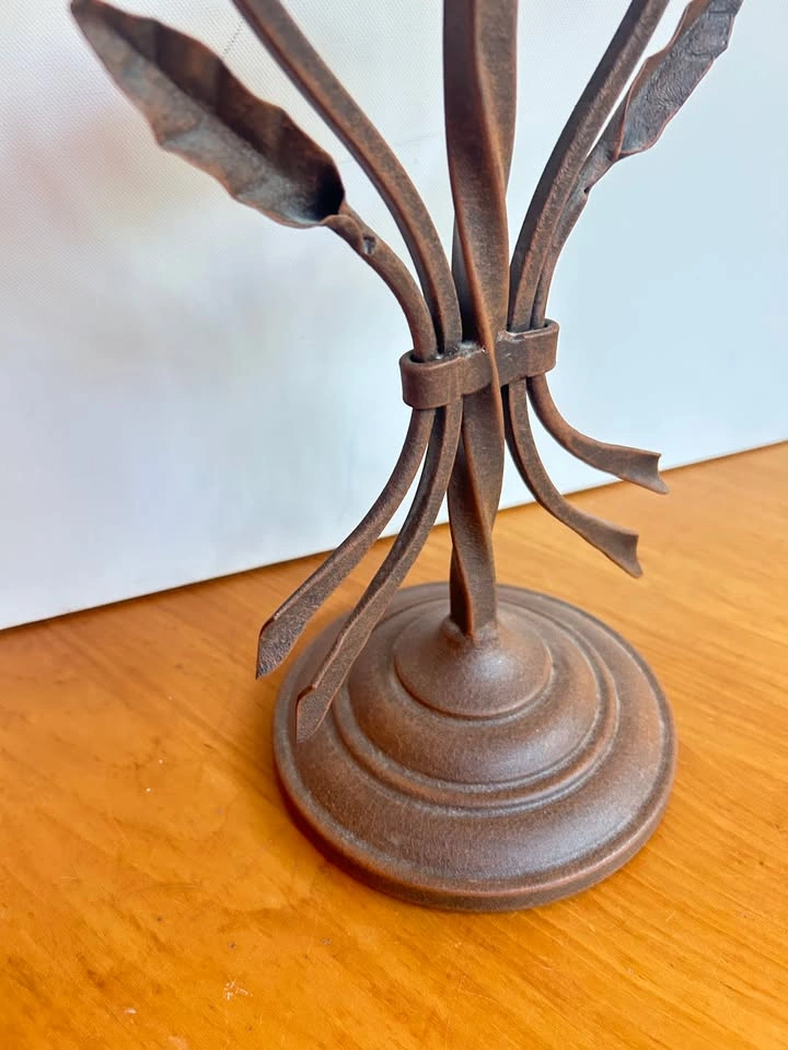 Bronze finished iron candle holder with hurricane glass - photo 5