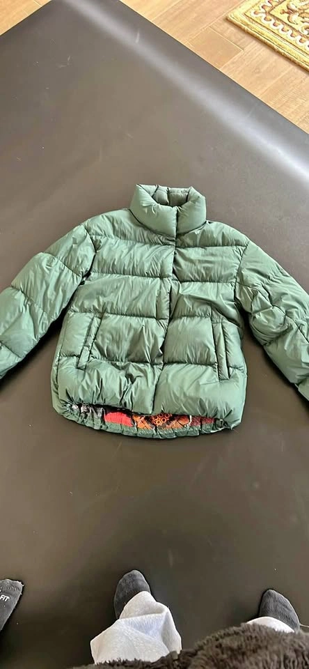 Uniqlo women’s puffy jacket