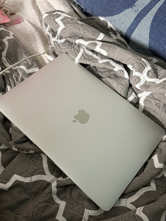 MacBook Air 13” 2018 – 256G - photo 2