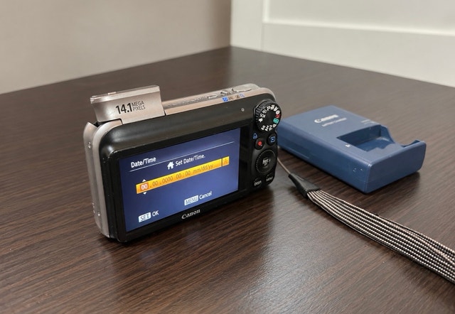 Canon PowerShot SX210 IS Digital Camera - photo 2