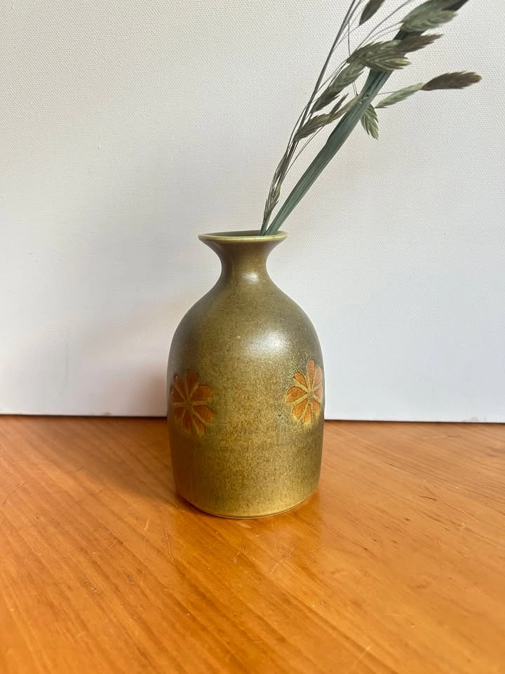 Vintage Otagiri olive green ceramic bud vase - photo 2