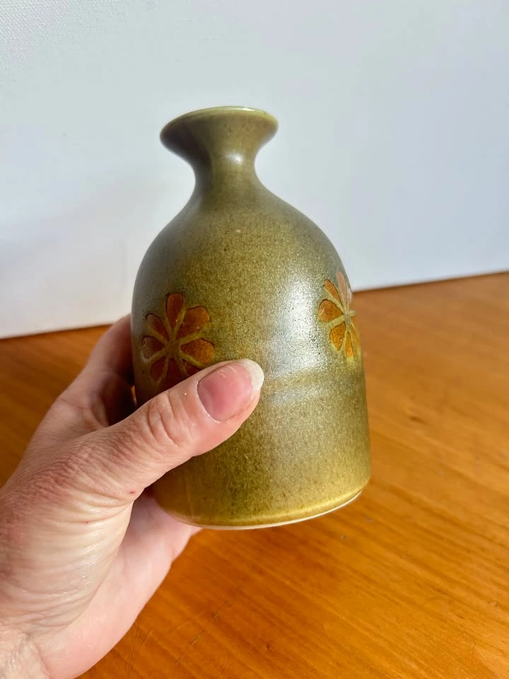 Vintage Otagiri olive green ceramic bud vase - photo 3