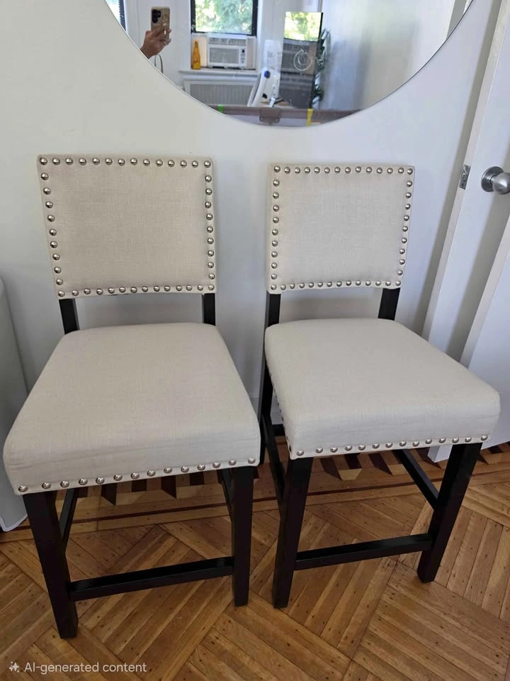 Tall Dining Chairs/Bar Stools (4)