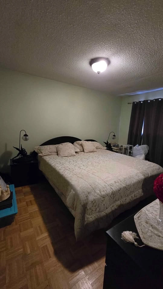King bedroom set