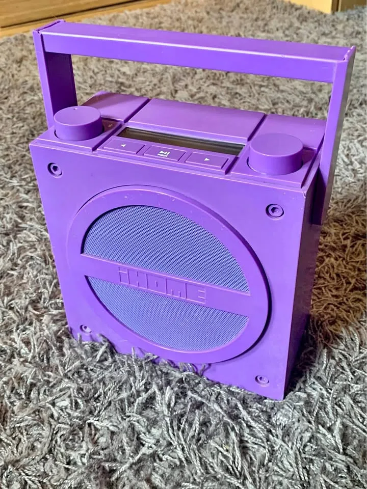 iHome ibt4 Rechargeable Boombox Bluetooth Radio thumbnail