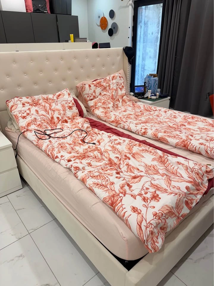 King size storage bed - photo 2