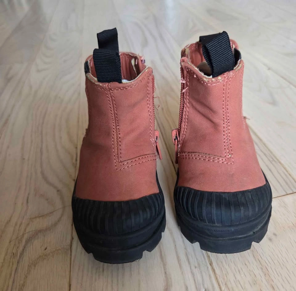 H&M Infant Pink Chelsea Boots - Size US 2.5-3.5 (EUR 18/19) - photo 2