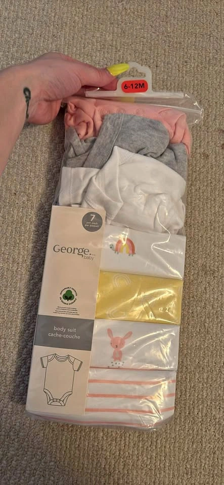 6-12 month body suit new 7x