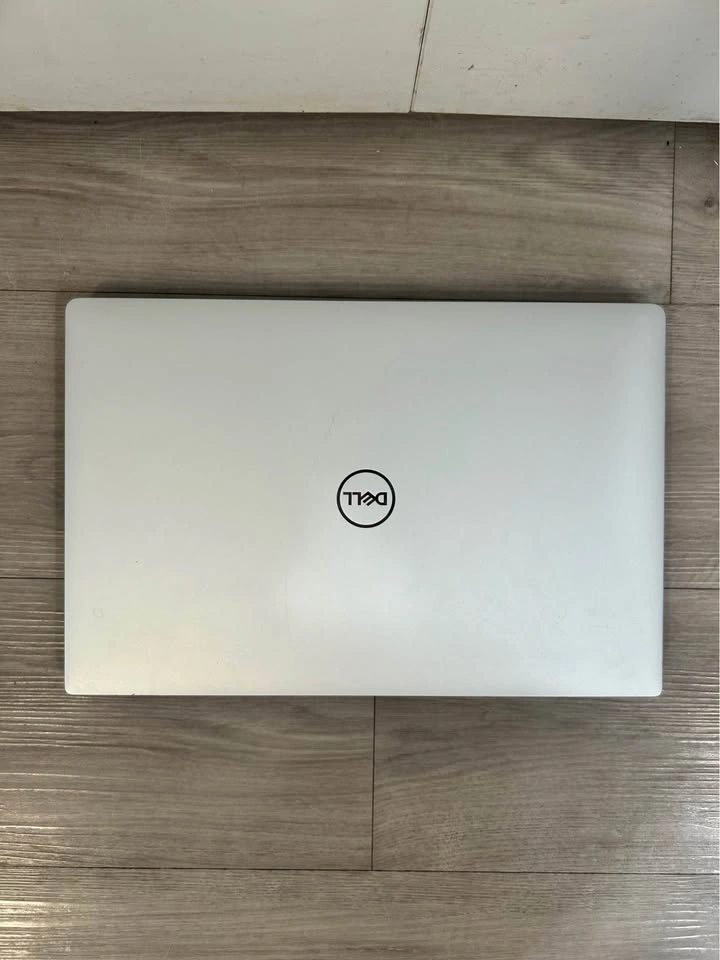 Dell XPS 9570 (For Parts/Repair) - photo 2