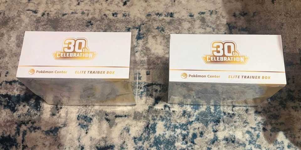 Pokemon 30th Celebrations Pokemon Center Elite Trainer Box - photo 3