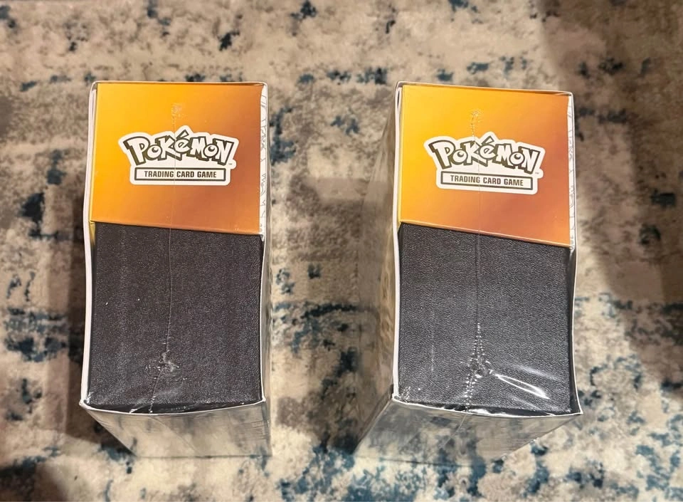 Pokemon 30th Celebrations Pokemon Center Elite Trainer Box - photo 5
