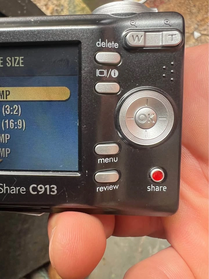 Kodak EasyShare C913 - photo 3