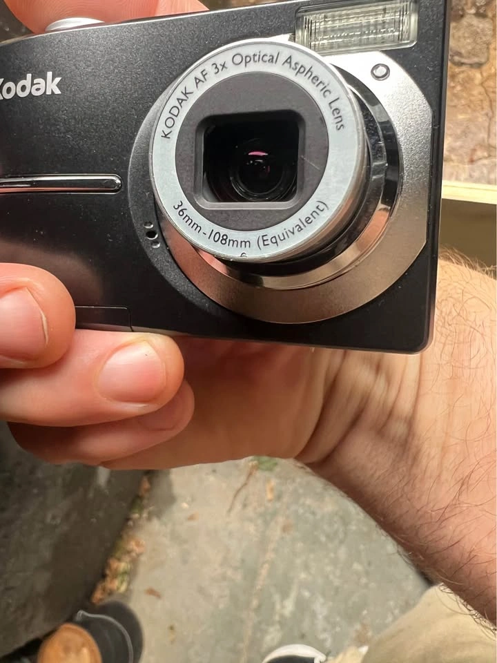 Kodak EasyShare C913 - photo 5