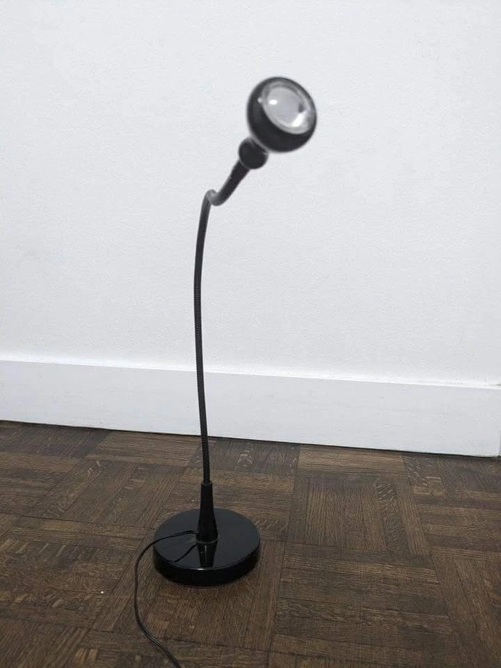 Reading light