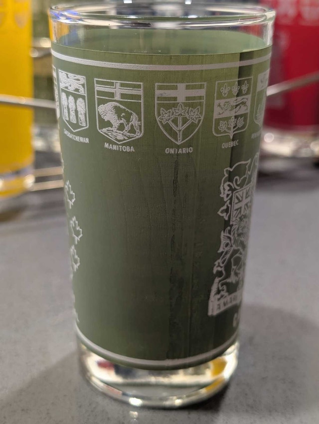 Vintage Canada Centennial Glass Set & Caddy - photo 4
