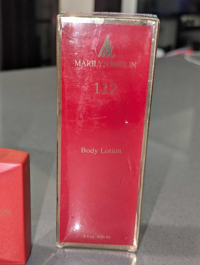 Marilyn Miglin Perfume and body lotion - photo 2