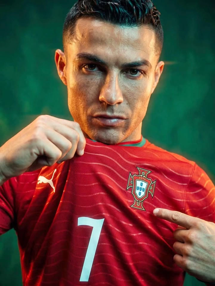 Portugal Cristiano Ronaldo Jerseys size M-XL