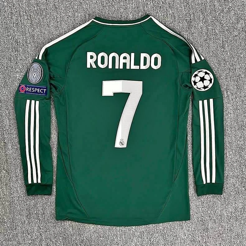 CR7 2012 Champions League Jersey Size L