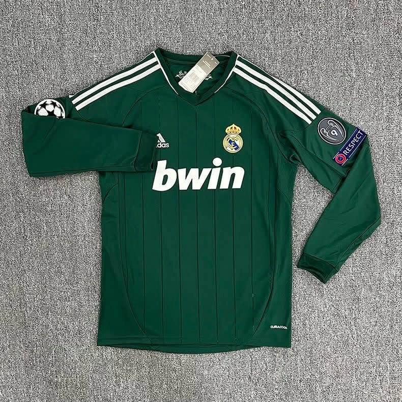 CR7 2012 Champions League Jersey Size L - photo 2