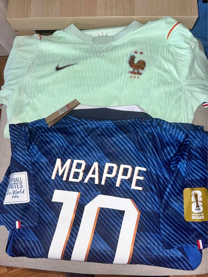 France Mbappe Jersey Size L FIFA 26 Soccer