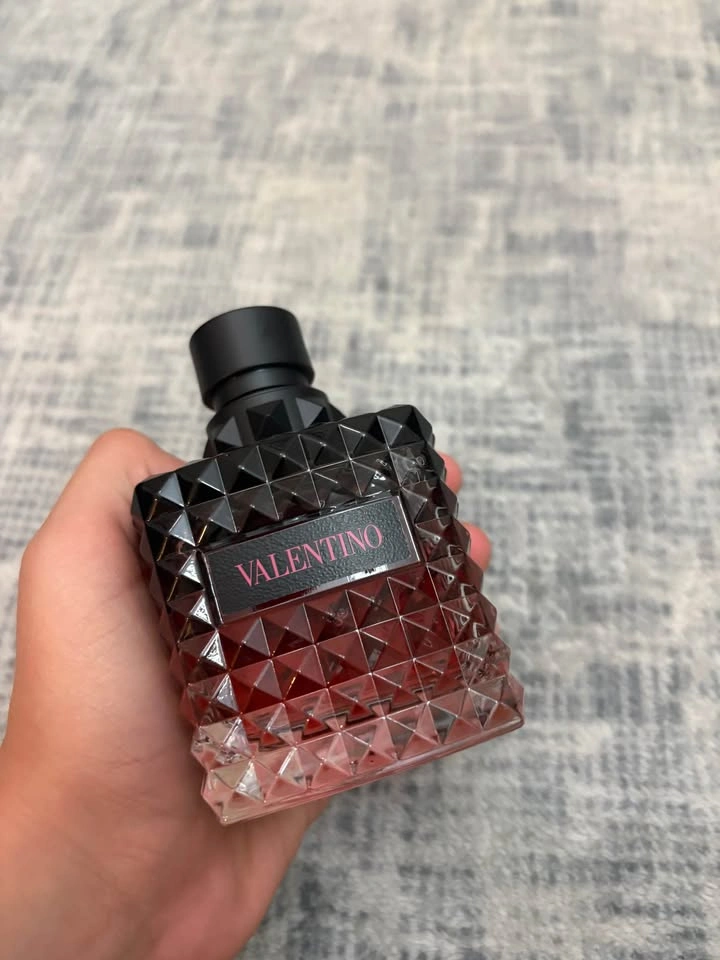 Valentino Donna Born in Roma Intense Eau De Parfum 3.4 oz - photo 2