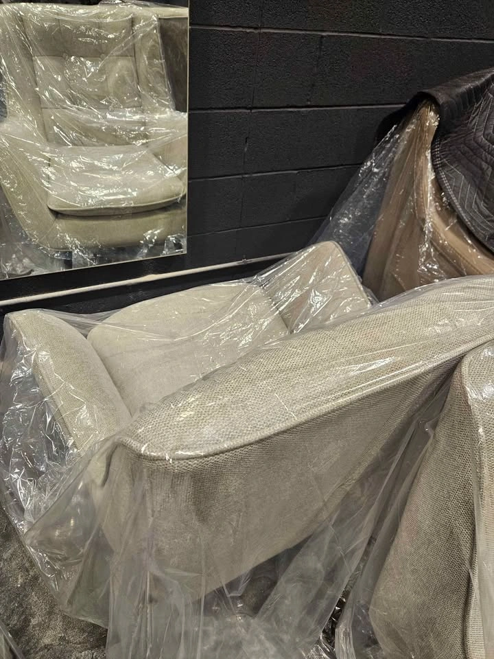 2 Grey Accent Chairs - photo 2