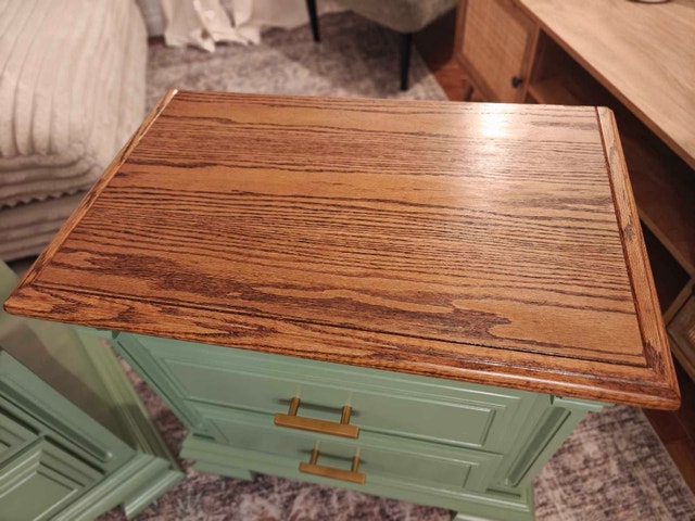 Beautifully Refinished Oak Nightstands - photo 3