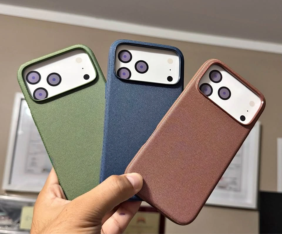 iPhone 18 PRO MAX Case Back Cover - tech woven MagSafe