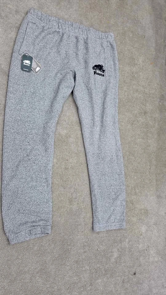 ROOTS SWEATPANTS
