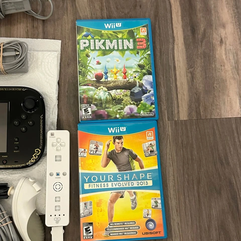 Zelda Wii U Gamepad & Console Bundle - photo 5