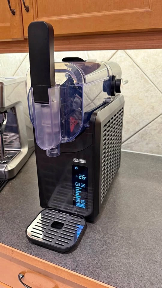 Iceman Slushy Machine