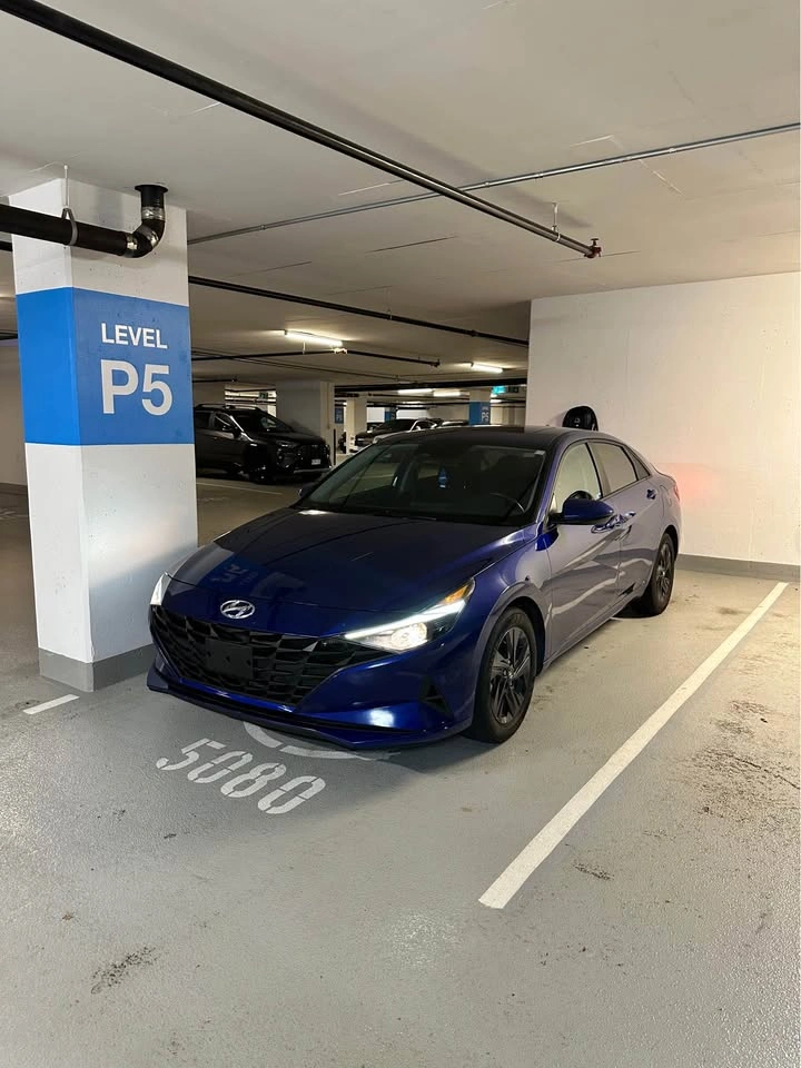 2022 Hyundai Elantra - photo 3