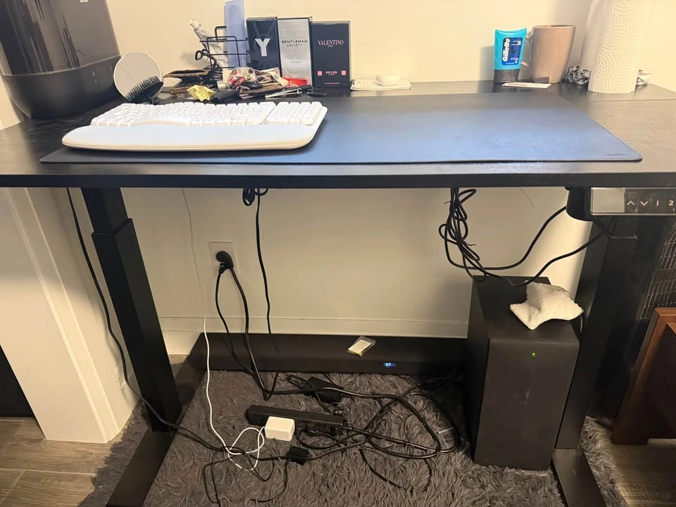 Electric Standing Desk - photo 2