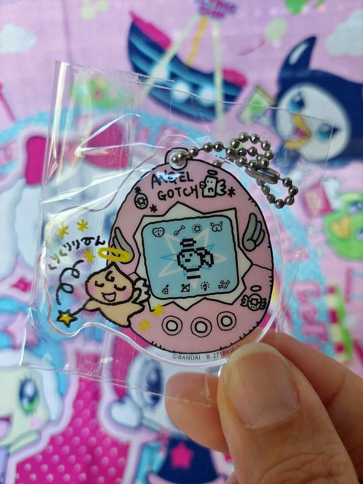 🏈 Tamagotchi - Kuriten Pink Angelgotchi Acrylic Keychain