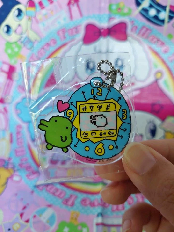 🏈 Tamagotchi Kuchipatchi P1 Blue Clock Acrylic Keychain