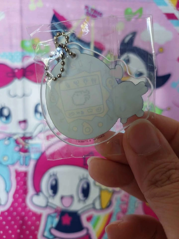 🏈 Tamagotchi Kuchipatchi P1 Blue Clock Acrylic Keychain - photo 2