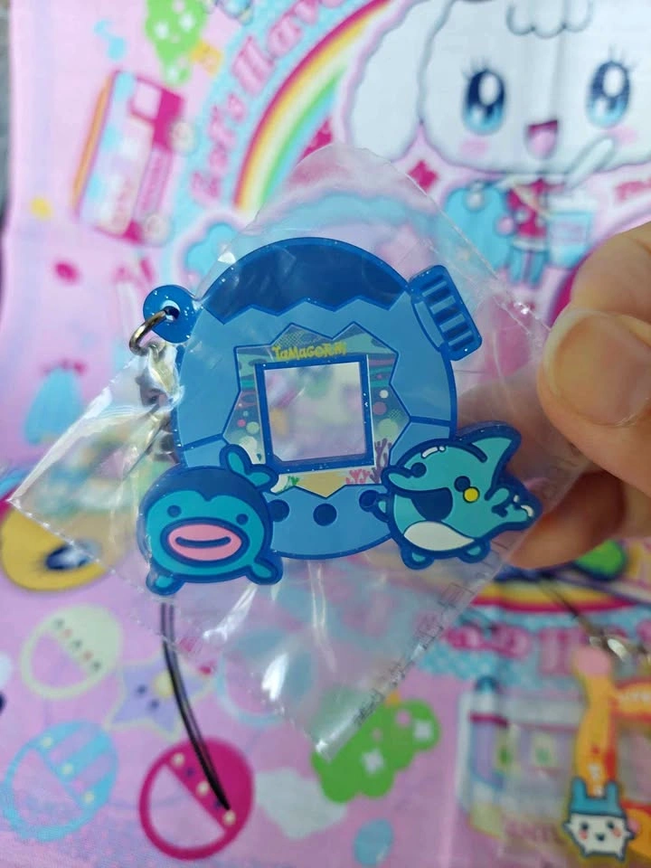 🏈 Tamagotchi Raffle Prize F - Glitter Blue Water Biome Charm