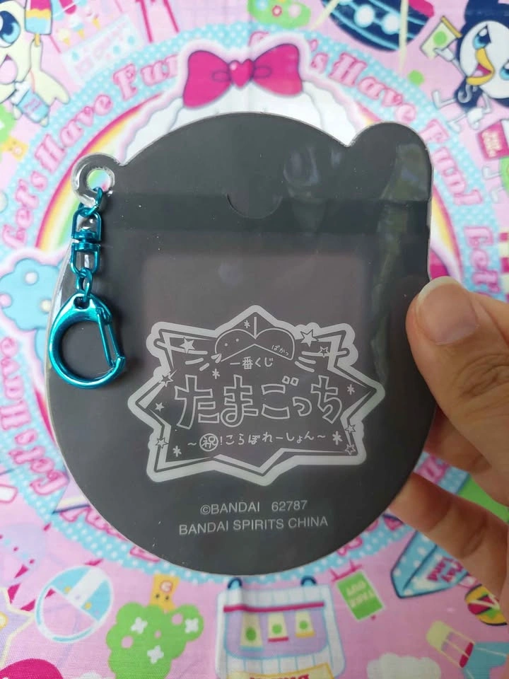 🏈 Tamagotchi Entama Gozarutchi Card/Picture Holder Keychain - photo 2