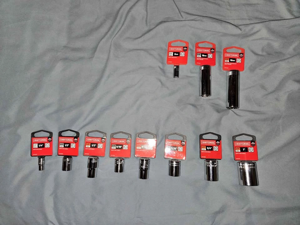 NEW Craftsman 10-Piece Socket Set (1/4", 3/8", 1/2" Drive)