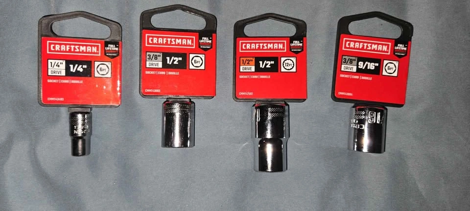 NEW Craftsman 10-Piece Socket Set (1/4", 3/8", 1/2" Drive) - photo 2