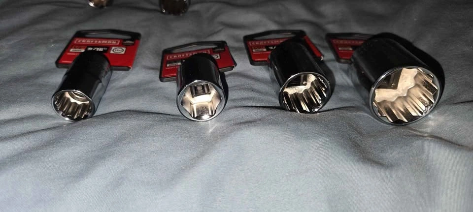 NEW Craftsman 10-Piece Socket Set (1/4", 3/8", 1/2" Drive) - photo 5