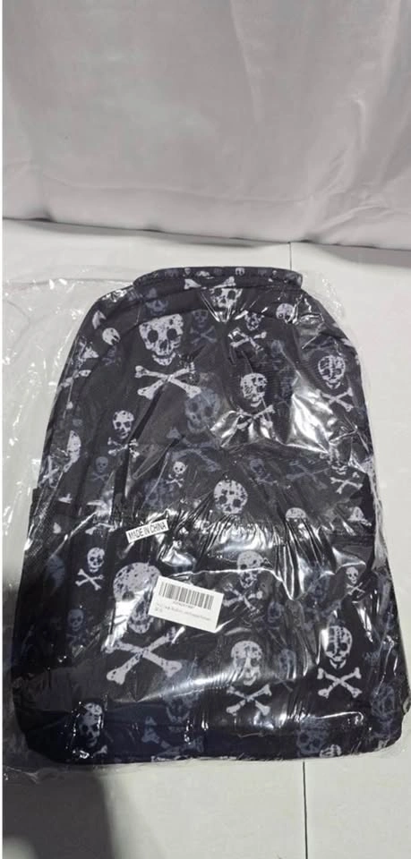 NEW Skull and Crossbones Backpack - 16" School & Travel Daypack - photo 3