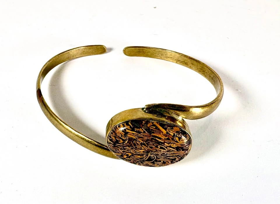 Vintage Brass Dinosaur Bone Inlay Cuff Bracelet - photo 5