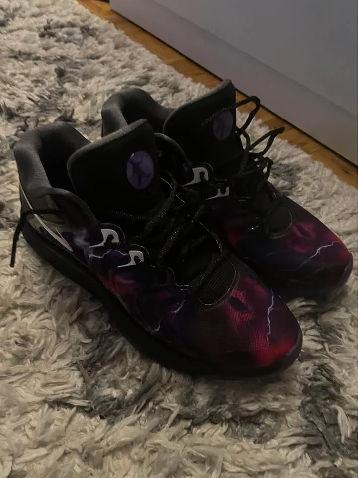 Brand new size 11 kd 17(Metro boomin) image indicator(3)