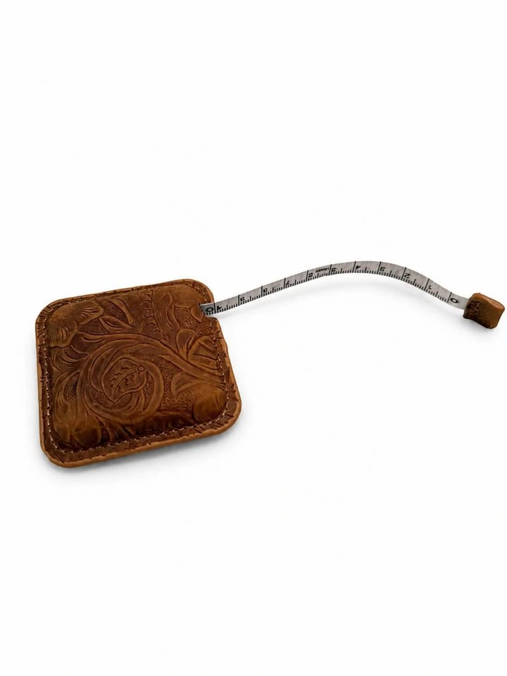 Vintage Style Embossed Retractable Measuring Tape - photo 2
